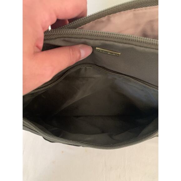 Travelon Anti-Theft Lined Crossbody Round Hobo Shoulder Bag Olive Green - Picture 8 of 9